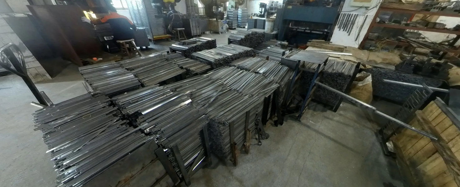 Dongyang Zequan Office Supplies Co., Ltd. linha de produção do fabricante